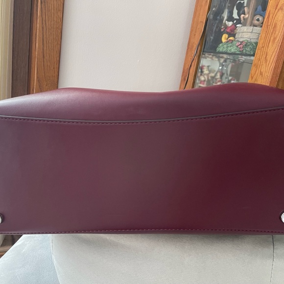 SALE🍁NEW Michael Kors Zena Extra Large Tote/Merlot HOT COLOR🍁 - Picture 6 of 10